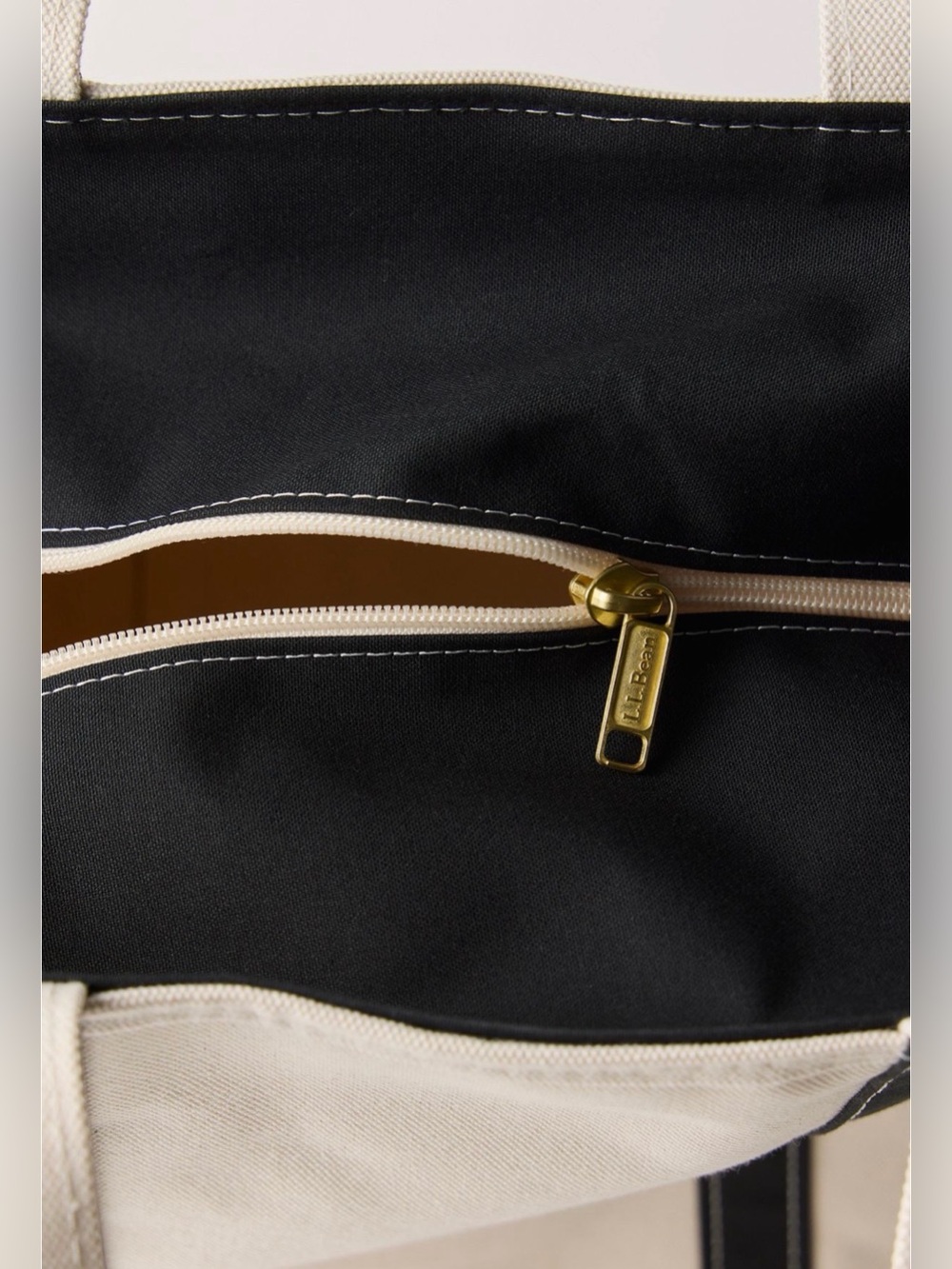 L.L.Bean Boat & Tote - Picture 3 of 6